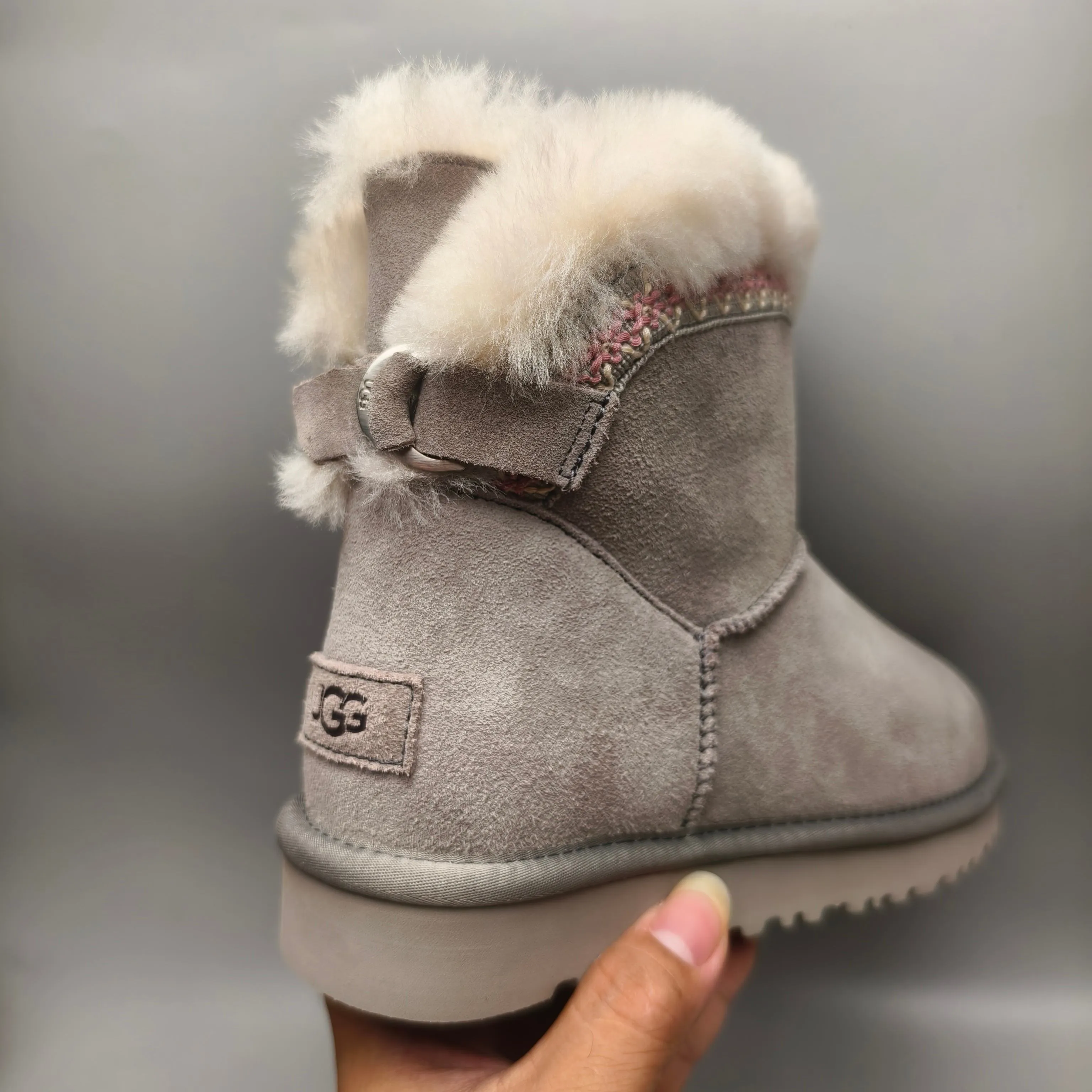 💰520 UGG sheepskin all-in-one snow boots 4517 ethnic style back buckle style color: maroon gray matching size: 35-40